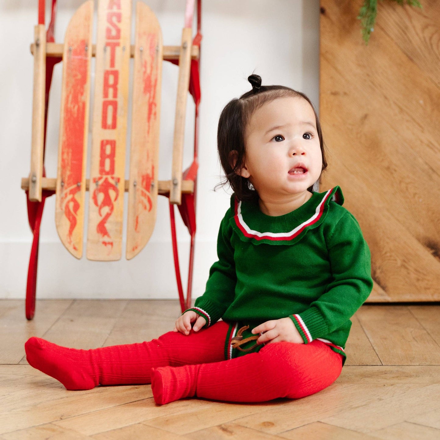 Bright Red Cable Knit Tights: 3-4 YEARS