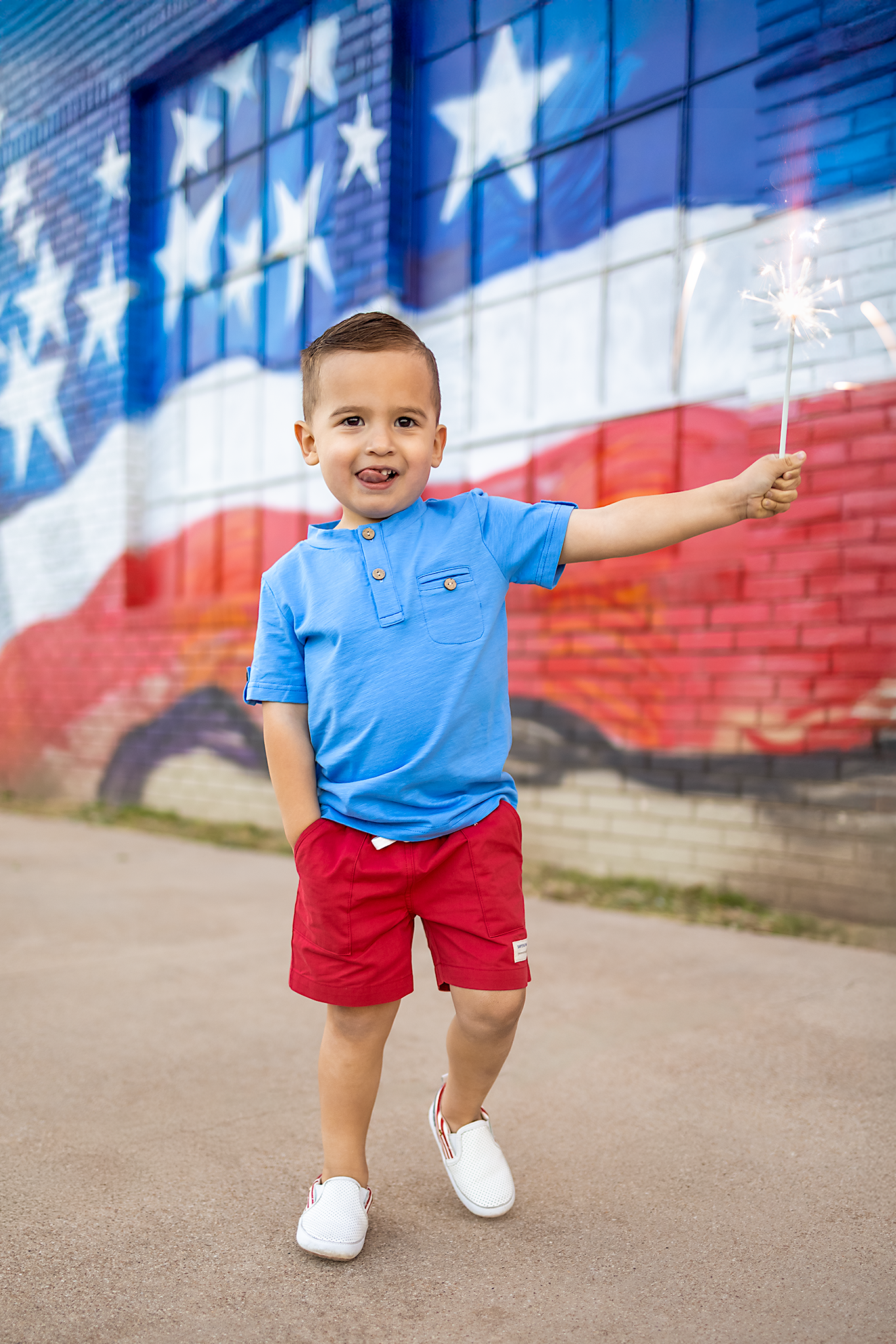 Boys Red Drawstring Shorts, Pockets, Above the knee: 2
