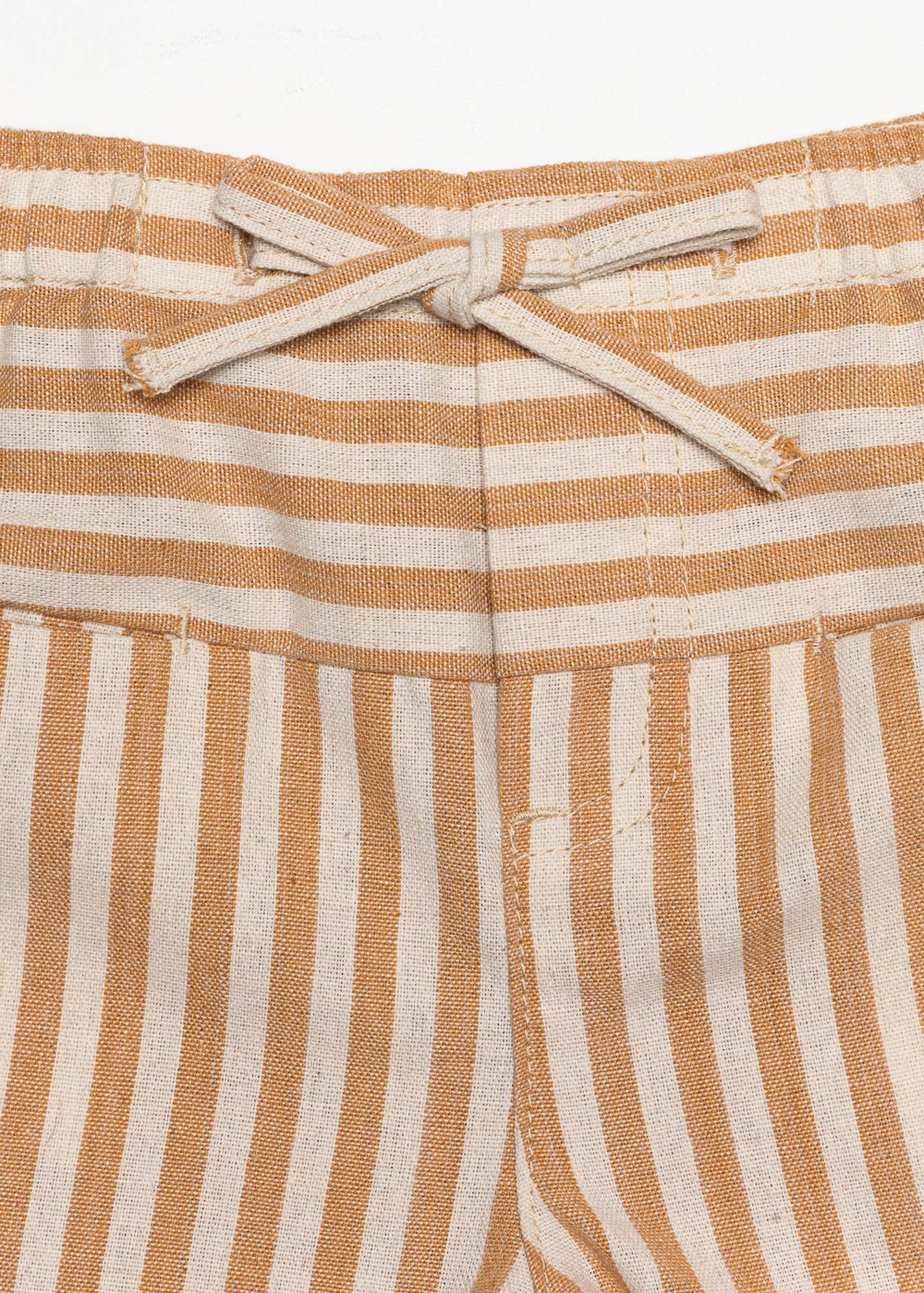 Sandy Toes Shorts: Sandy Stripe