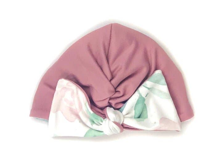 RUCHED BEANIE WITH BOW: Dusty Roses / 0-6m