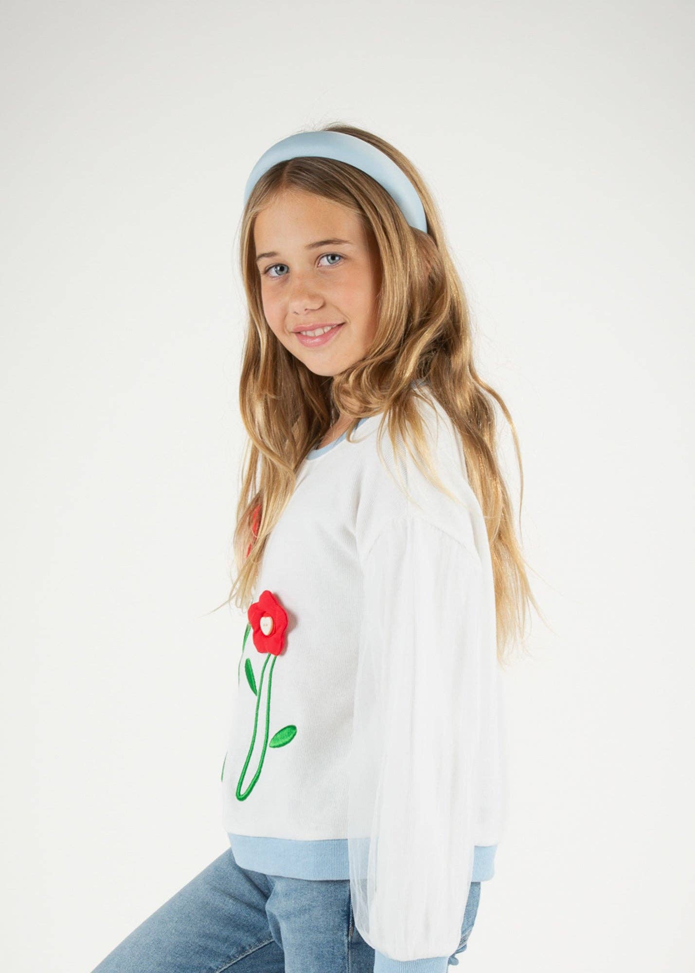 Love Grows Sweatshirt: Pristine / 5
