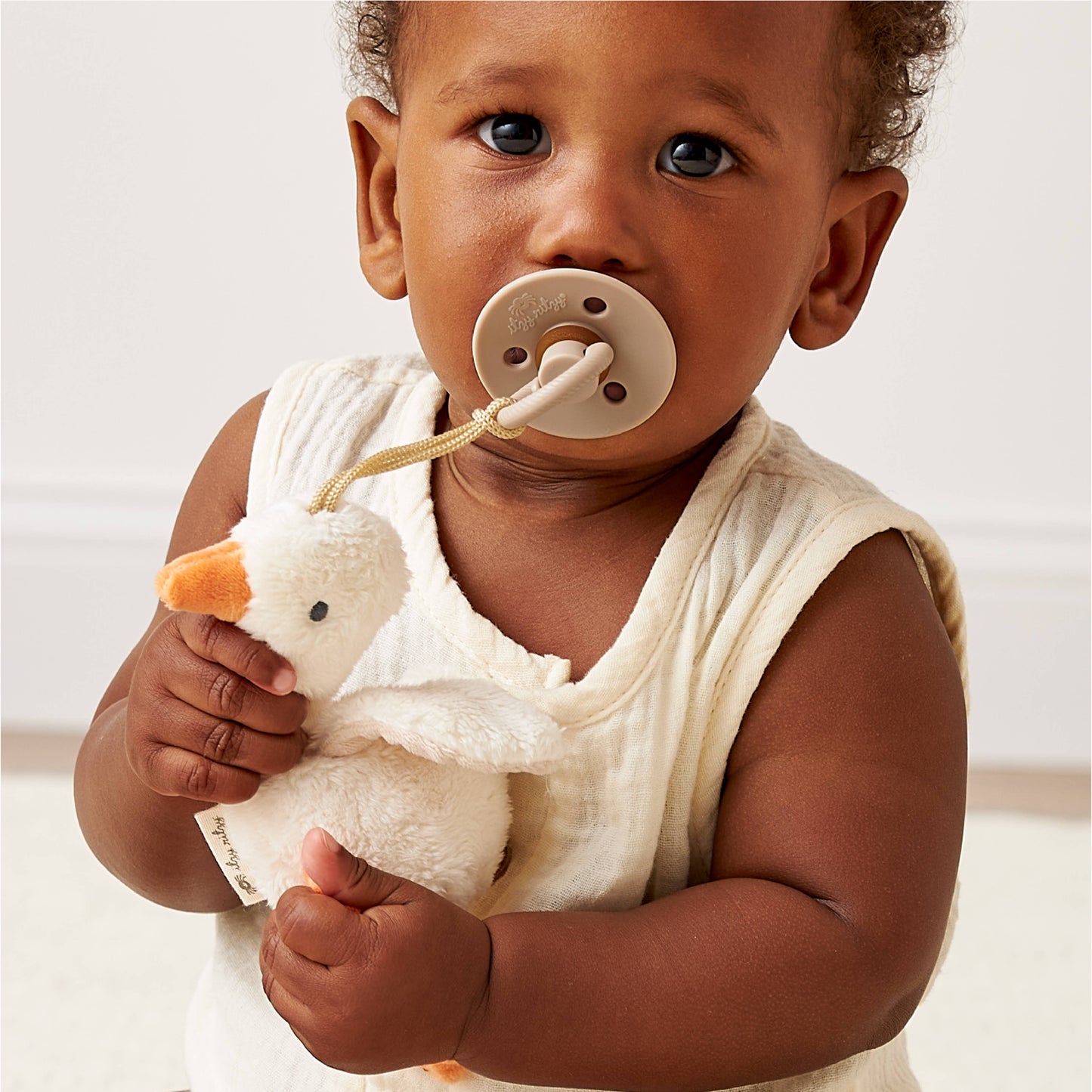 Bitzy Pal Natural Rubber Pacifier & Plush: Goose