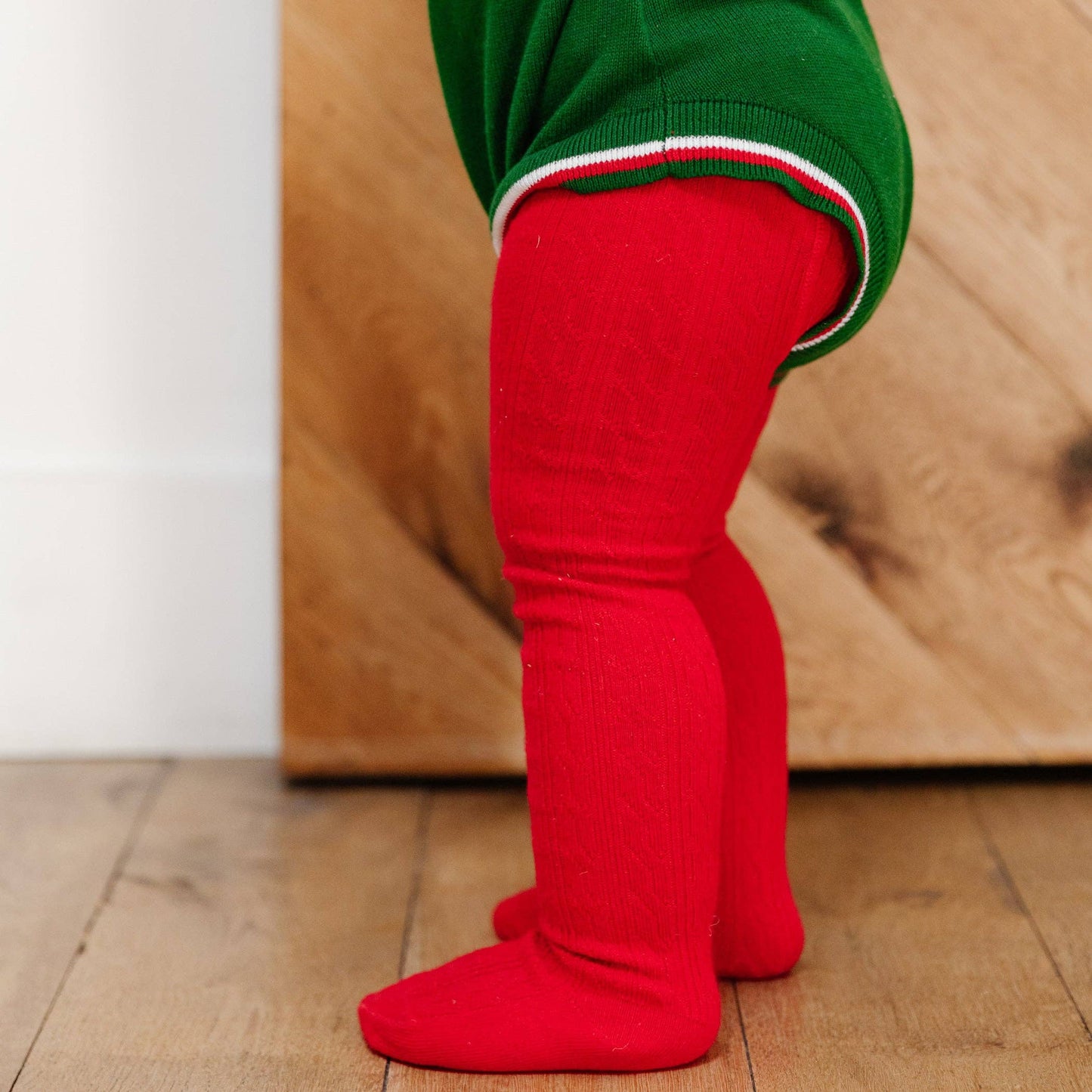 Bright Red Cable Knit Tights: 3-4 YEARS
