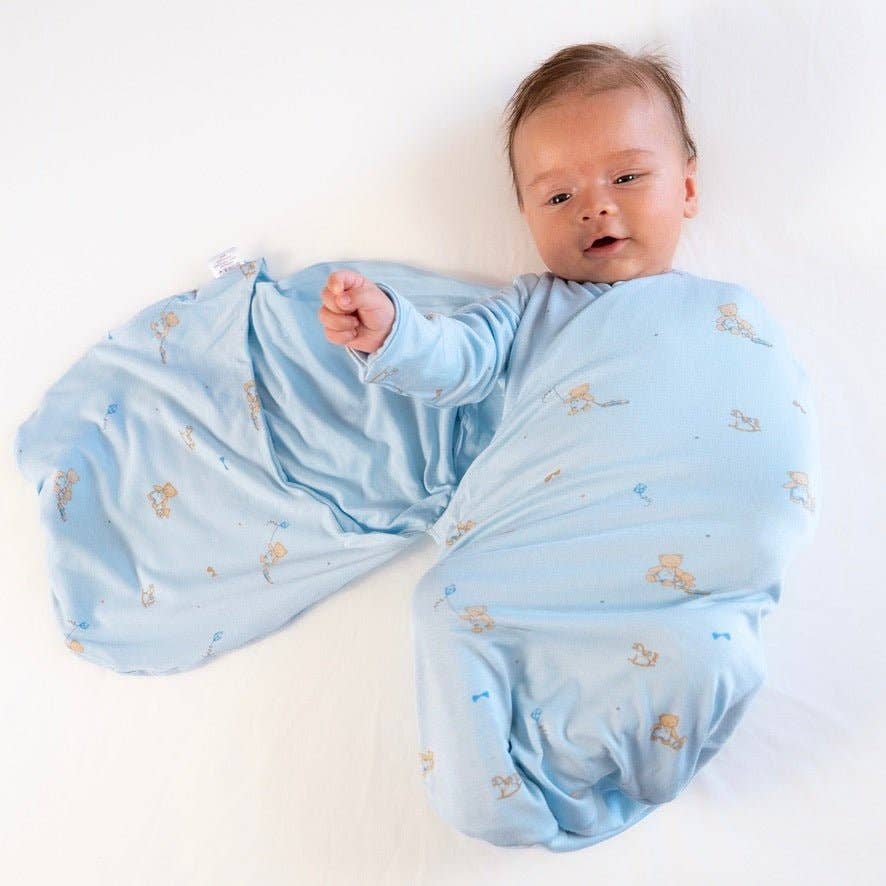 COCOON SWADDLE: Heirloom Toy Chest