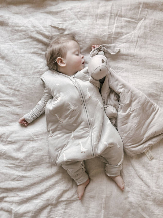 Gunamuna Footie Sleep Bag: Goose 1.0TOG