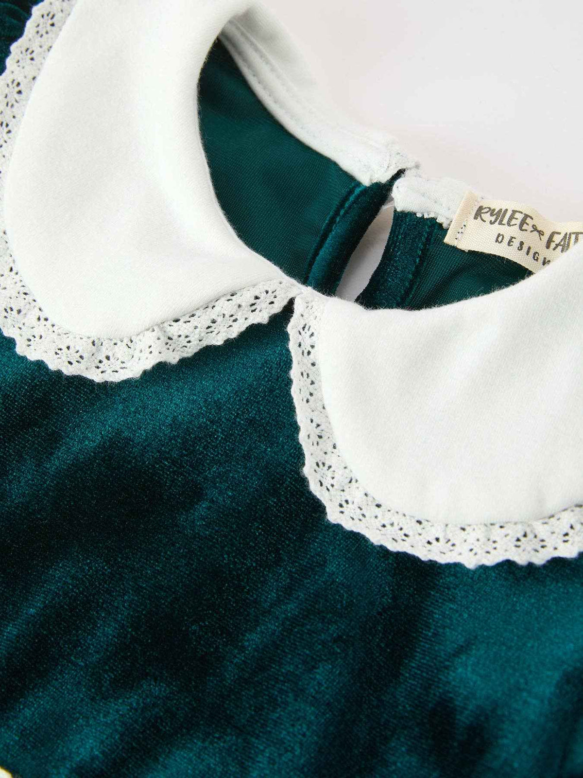 Girls Emerald Green Velvet Lace Collar Christmas Dress: 5