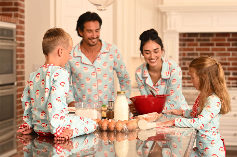 Christmas 2025 Pajamas- Kids Vintage Santa- Buttflap: