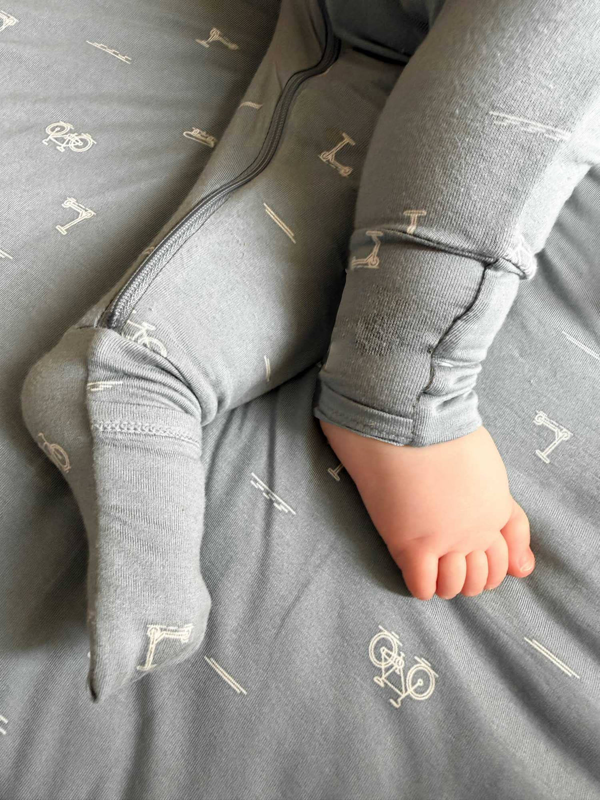 CONVERTIBLE PJ: Girl dog Pink