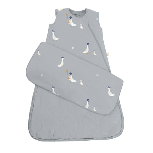 SS26 SLEEP BAG 0.5 TOG: Baseball goose / 9-18M