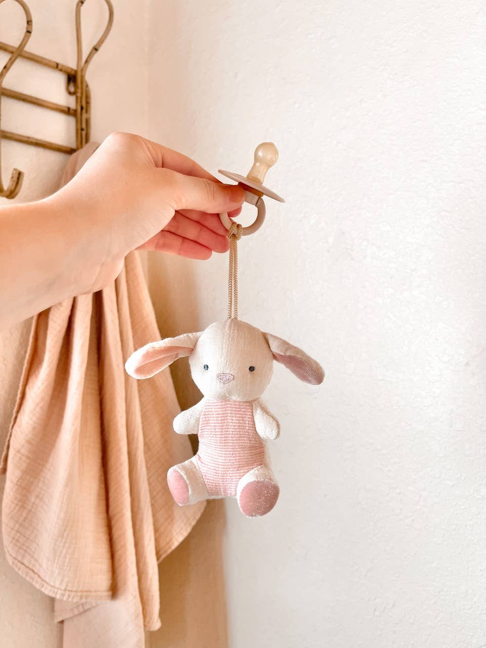 Bitzy Pal Natural Rubber Pacifier & Plush - Bunny