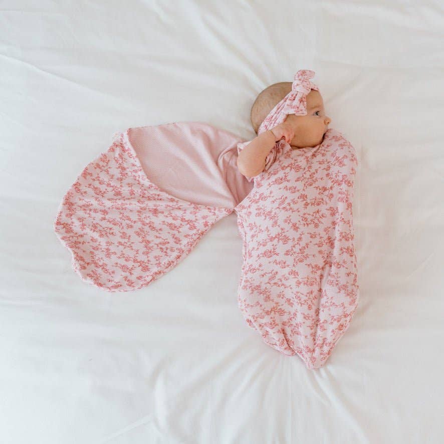 COCOON SWADDLE SET in Silky Modal: Bitty Pink Blooms & Bitty Blooms / Small