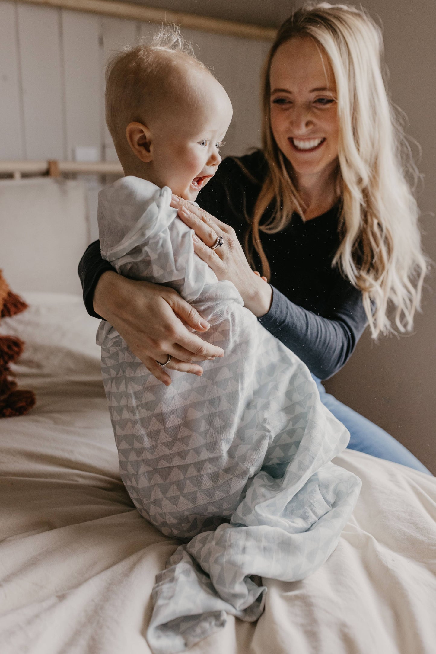 Muslin Swaddle Baby Blanket - Mountains Swaddle: Ice Blue