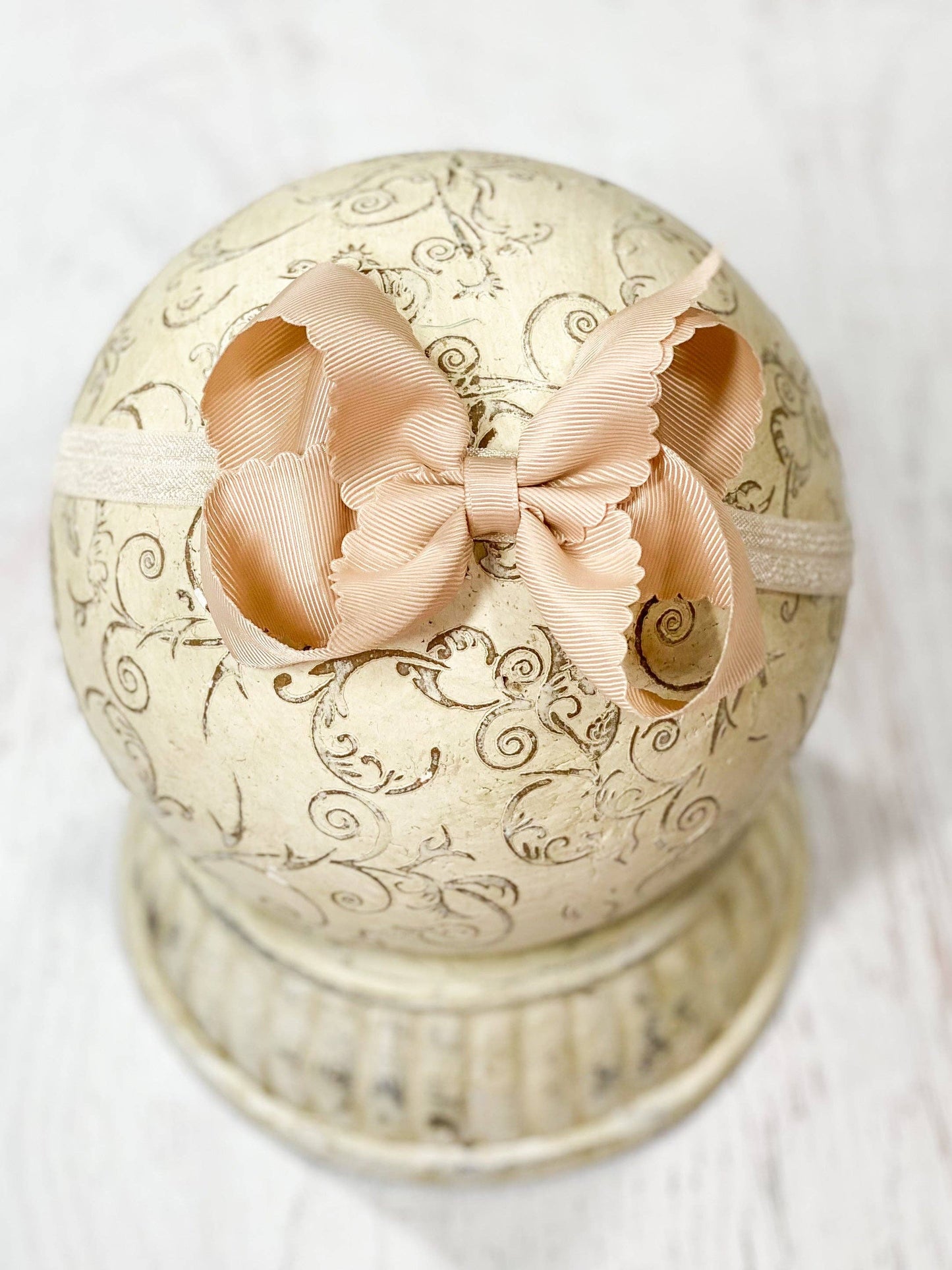 Classic Scalloped Bow - Headband - 4.5": Gold