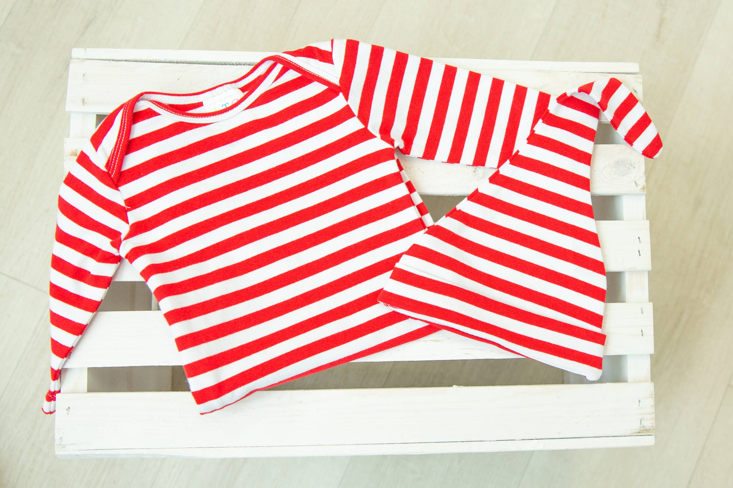 Infant Gown: Small dot