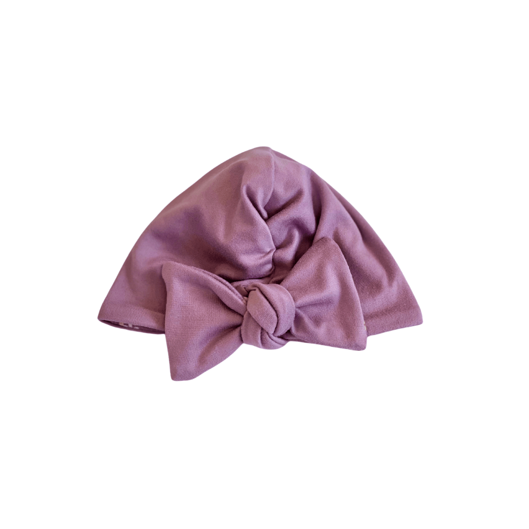 RUCHED BEANIE WITH BOW: Dusty Roses / 0-6m