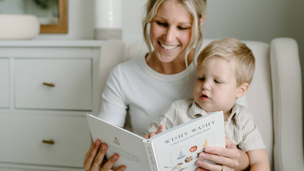 Wishy Washy: A Board Book of First Words and Colors